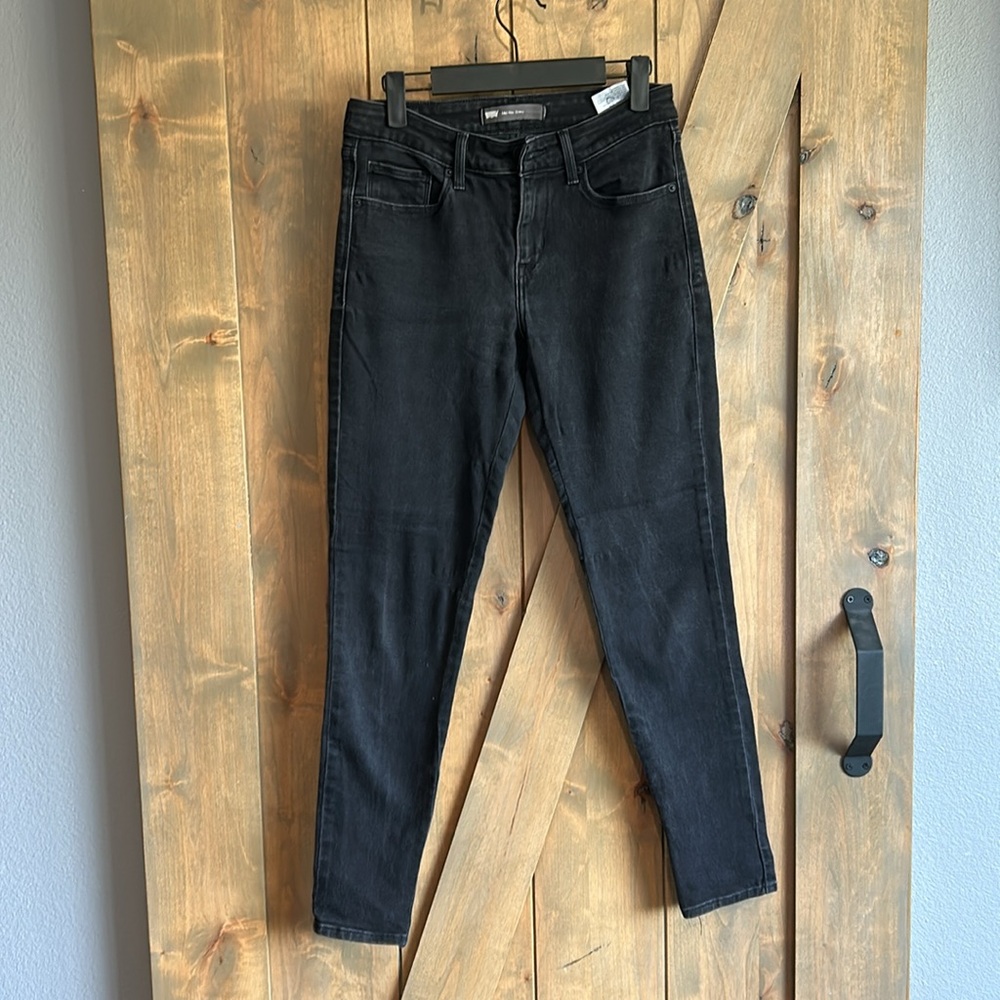 Black Levi’s